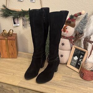 chancellor  Black Knee-High Women's Boots
